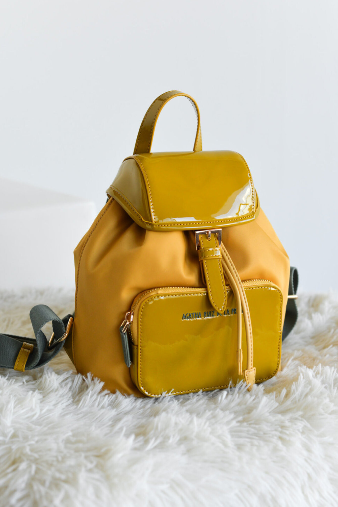 276663-MOCHILA20MOSTAZA-1.jpg